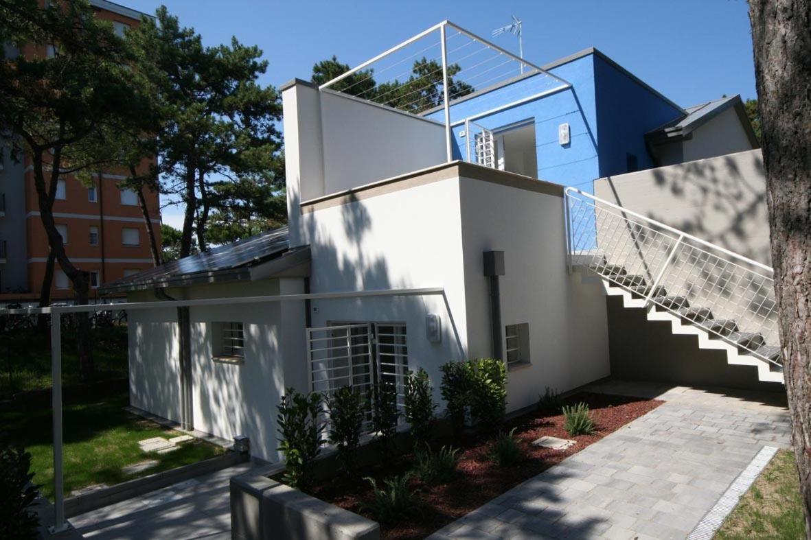 Ba - Carla Apartments - Modern Apartments - Lignano Sabbiadoro Exterior photo